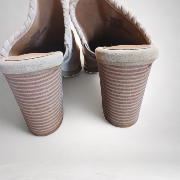 Sofft Euro Soft Sandy Tan Suede Block Heel Clogs Slip On Mules Size 10M - Picture 11 of 16